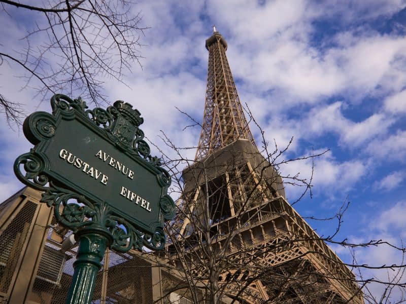 hidden places in paris to visit