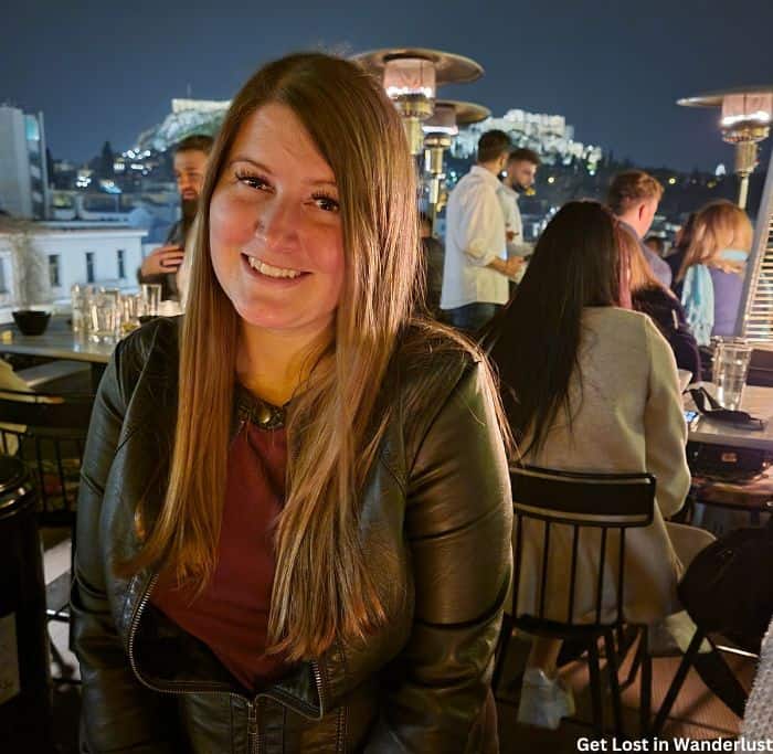 Enjoying the nightlife during one night in Athens