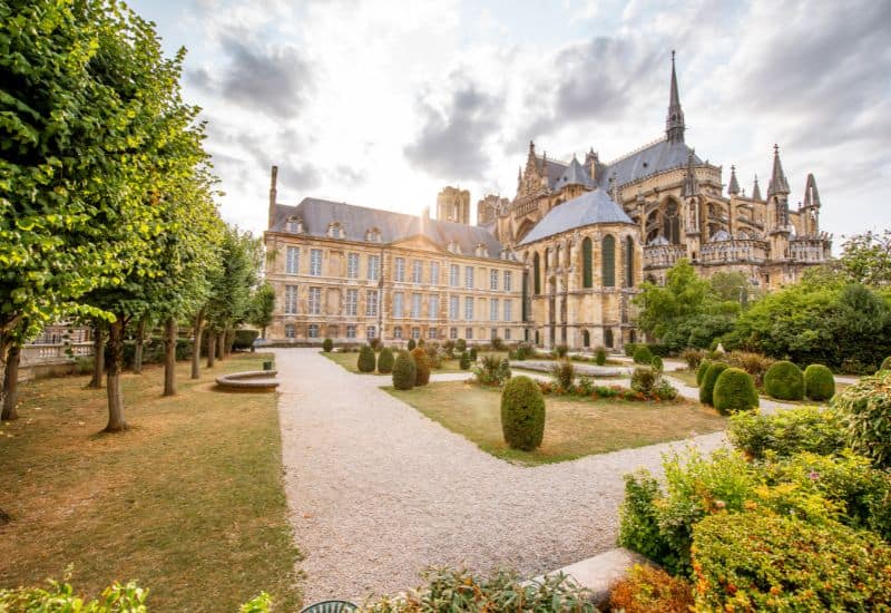 Reims Cathedral, an alternative to the Paris Notre Dame Cathedral