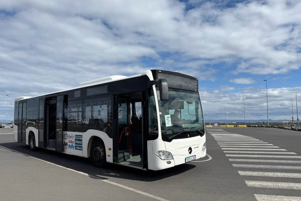 Shuttle bus that goes to the car rental companies at Iceland's Keflavík Airport.